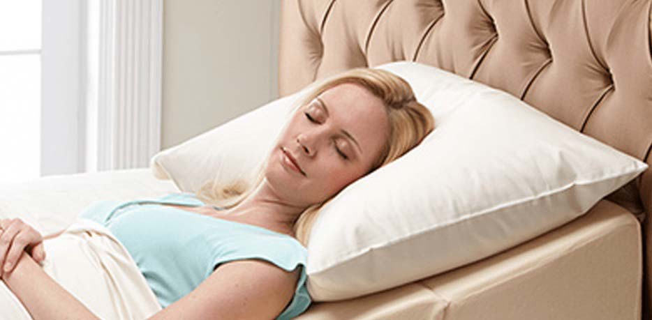 طريقة النوم بعد عملية تكبير الثدي